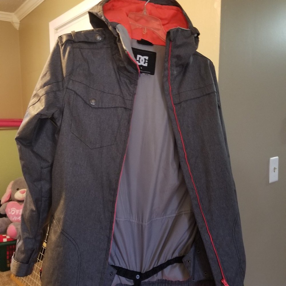 DC Women's Ski Jacket Size M